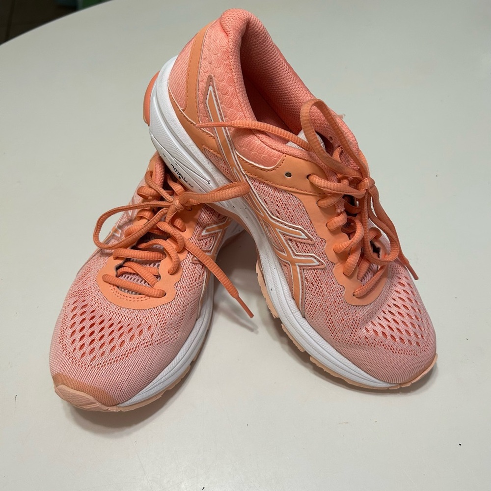 Asics Duomax Gel GT-10006 running sneakers size 7.5